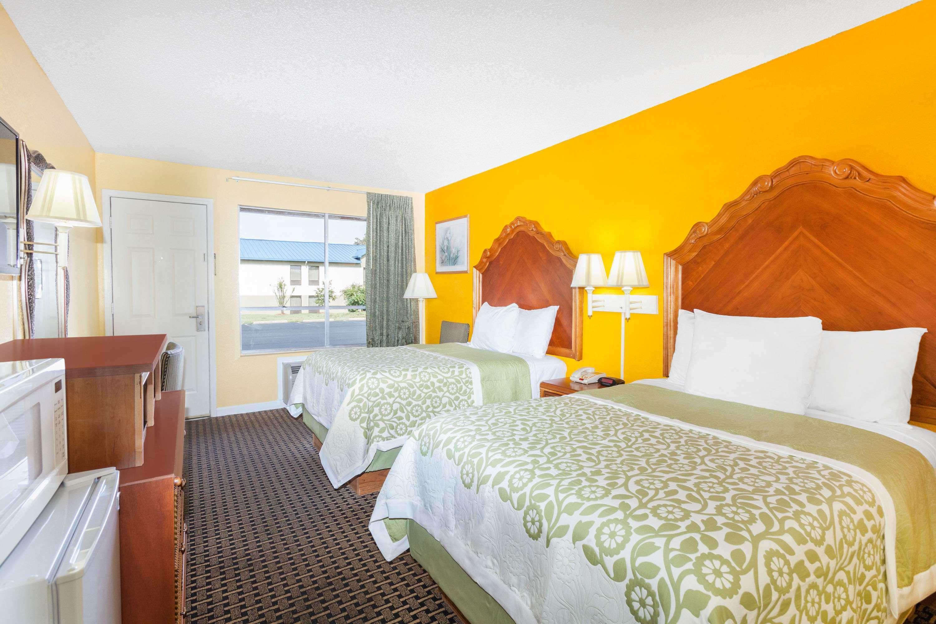 Days Inn Jacksonville Exterior photo